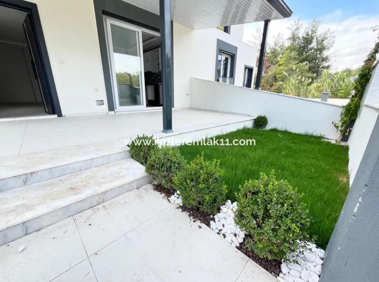 2 1 Villa Mit Neuem Garten Zum Verkauf Zu Einem Erschwinglichen Preis In Doğanbey Payamli