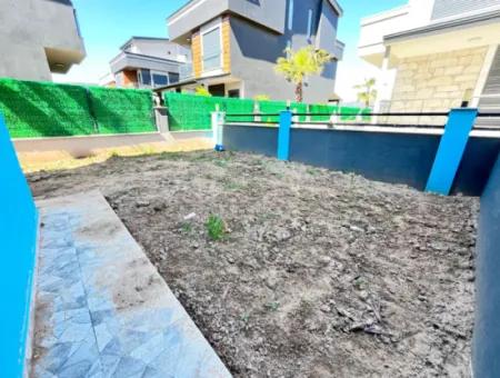 3 1 Villa Mit Neuem Garten In Der Nähe Des Meeres In Doğanbey Zu Verkaufen