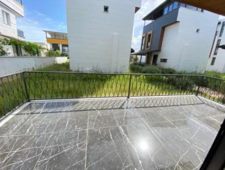 3 1 Freistehende Neue Villa Mit Großem Garten Zum Verkauf In Seferihisar Ürkmez