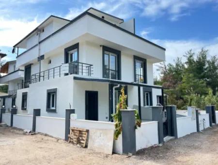 2 1 Villa Mit Neuem Garten Zum Verkauf Zu Einem Erschwinglichen Preis In Doğanbey Payamli