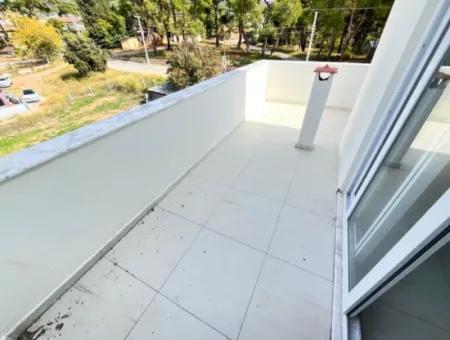 2 1 Villa Mit Neuem Garten Zum Verkauf Zu Einem Erschwinglichen Preis In Doğanbey Payamli