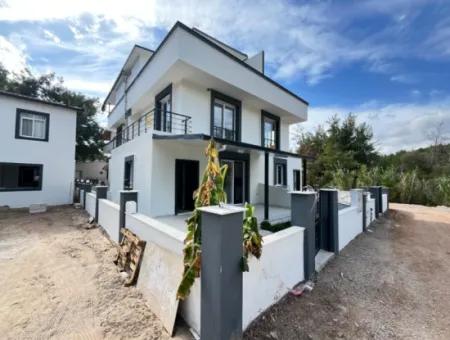 2 1 Villa Mit Neuem Garten Zum Verkauf Zu Einem Erschwinglichen Preis In Doğanbey Payamli