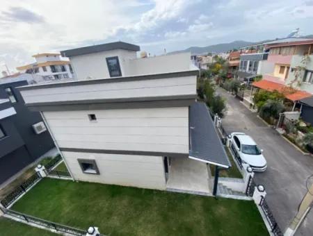 2 1 Neues Garten-Duplex-Sommerhaus Zum Verkauf In Doğanbey, Seferihisar