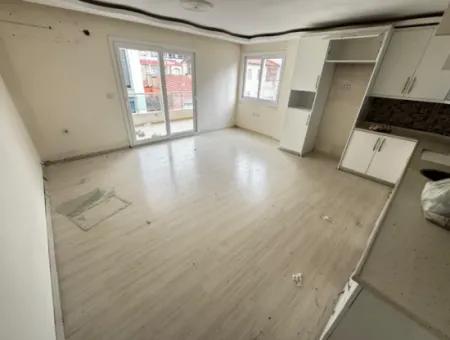 Zu Verkaufen In Seferihisar Ürkmez Zentrum 2 1 300M Wohnung Zum Meer