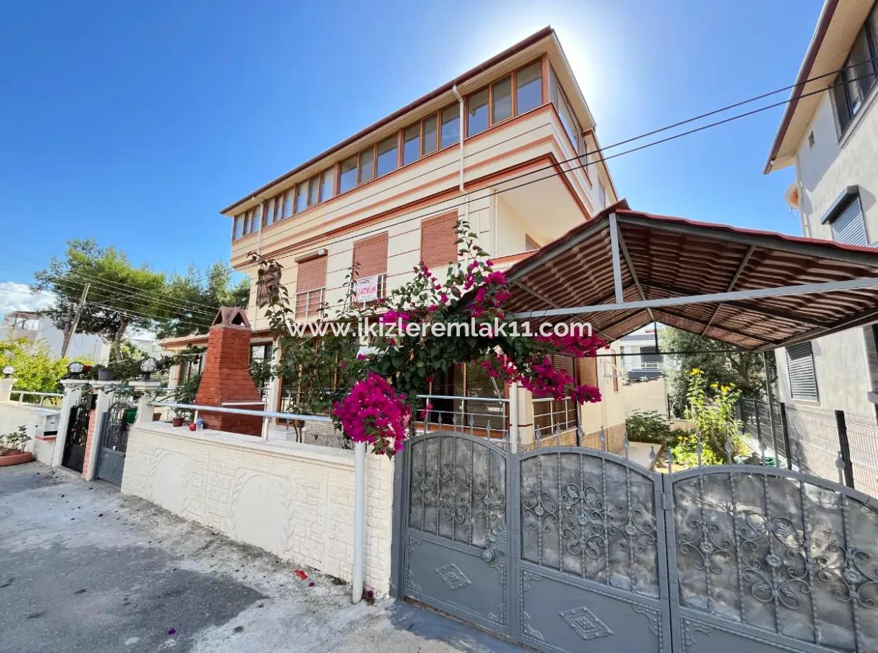 4 1 Villa Summer House For Sale Near The Sea In Seferihisar Doğanbey