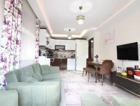 Seferihisar Ürkmez Center For Emergency Sale 2 1 90M2 Luxury Apartment