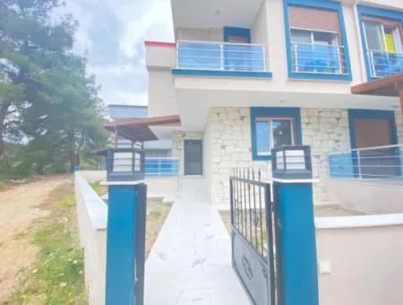 Detached Garden 3 1 Villa For Sale In Seferihisar Payamlı