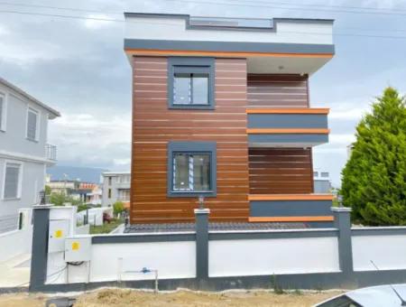 Detached Villa For Sale In Seferihisar Doğanbey Arkonut 4 1 Summer-Winter Villa