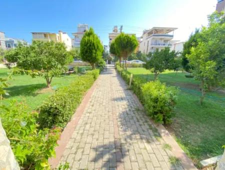 Seferihisar Ürkmez Center For Sale In Large Handy 3 1 Apartment