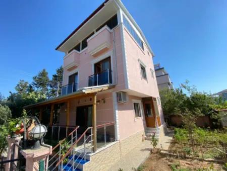 Single Detached Villa With Large Garden 3 In 1 Cost-Free For Sale In Doğanbey