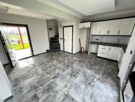 Single Detached 2 1 Villa With Large Garden For Sale In Seferihisar Doğanbey