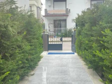 2 1 80M2 Detached Entrance Garden Apartment For Sale In Ürkmez Center