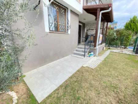 2 1 80M2 Detached Entrance Garden Apartment For Sale In Ürkmez Center