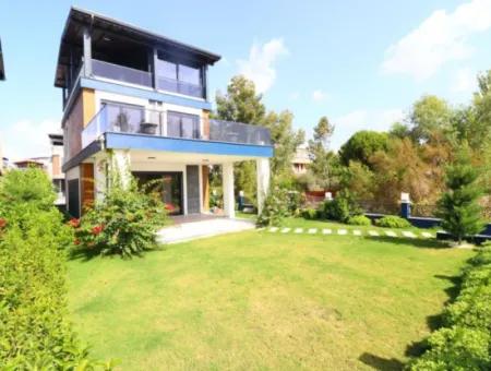 Detached 3 1 Ultra Luxury Villa For Sale On The Sea Side In Doganbey