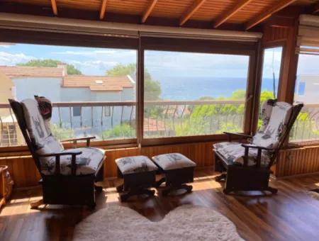 5 1 Villa With Large Luxury For Sale In Seferihisar Doğanbey