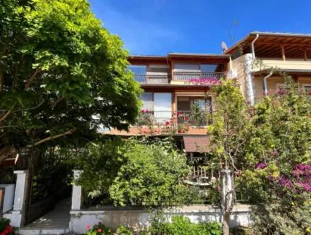 5 1 Villa With Large Luxury For Sale In Seferihisar Doğanbey