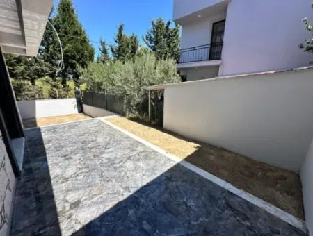 3 1 Villa With New Large Garden For Sale In Seferihisar Doganbey