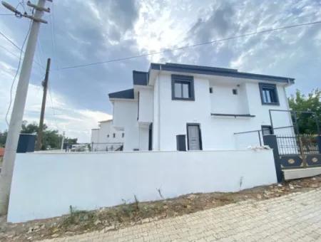 2 1 Villa With Zero Garden For Sale In A Popular Location In Payamlı, Doganbey