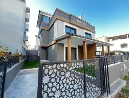 4 1 Villa Summer House For Sale Near The Sea In Seferihisar Doğanbey