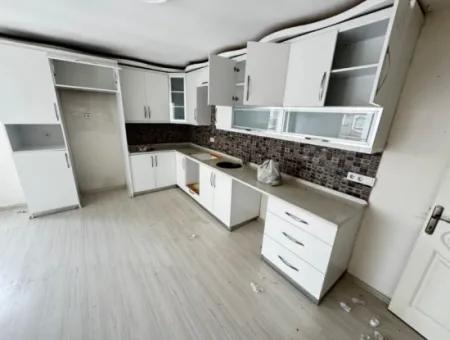 For Sale In Seferihisar Ürkmez Center 2 1 300M Apartment To The Sea