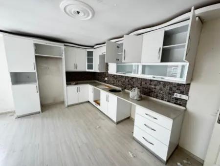 For Sale In Seferihisar Ürkmez Center 2 1 300M Apartment To The Sea