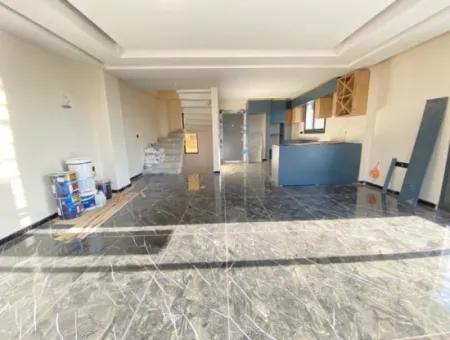 Seferihisar Haritacılar Sitesi Satılık 4+1 Full Deniz Manzaralı Lüks Villa