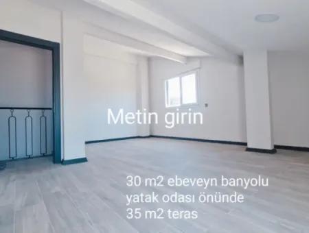 Seferihisa Camikebirde Müstakil Bahçesi Satılık 5+2 Hauzlu Villa